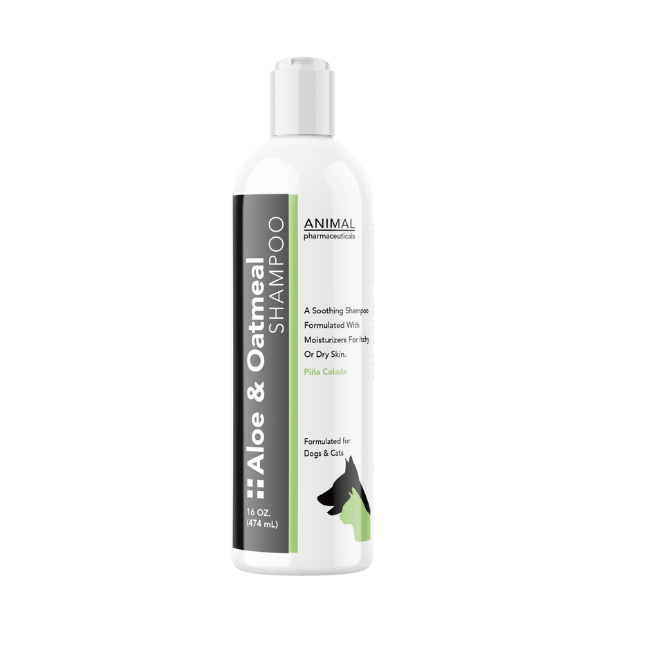 Shampoo bottle for animals with aloe and oatmeal 